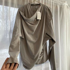 Exclusive Contemporary Soft Grey Longsleeve Top Size M